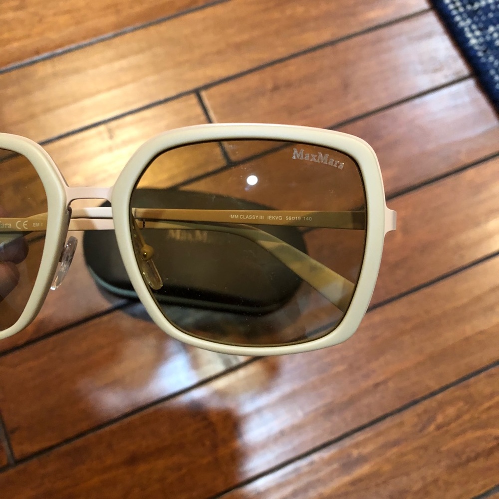 Brand New MaxMara sunglasses w/ vintage retro feel